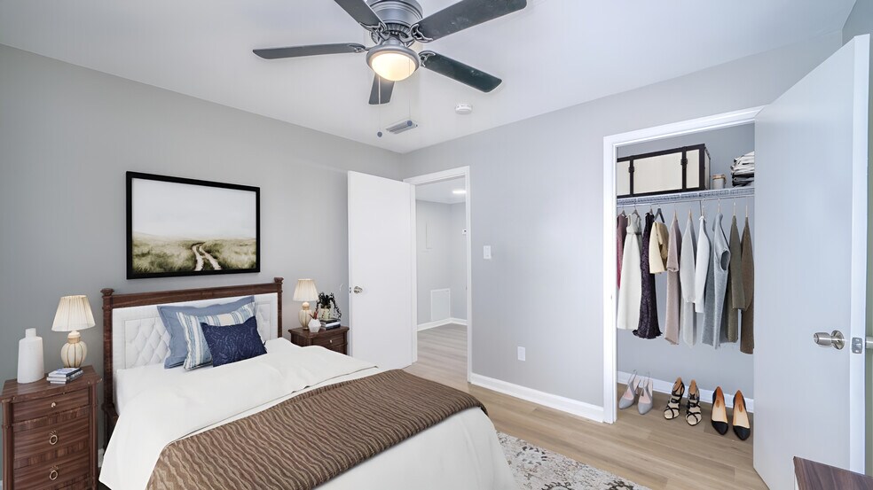 More Photos Of 1533 S Bronough St, Tallahassee Apartments For Sale