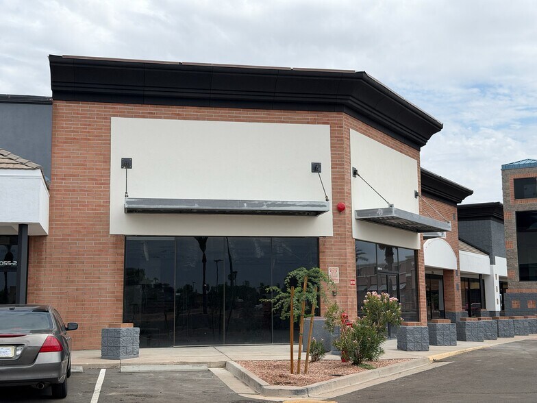 More Photos Of 2055 N Alma School Rd, Chandler Unknown For Lease