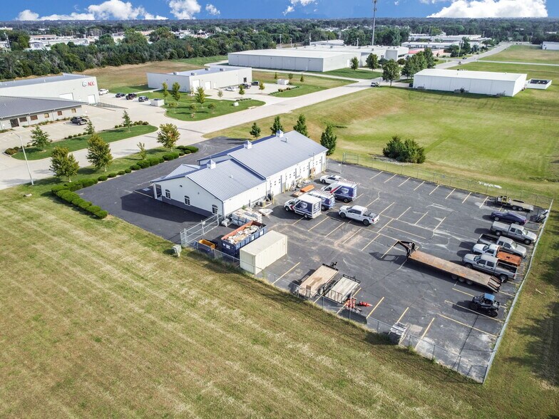 More Photos Of 801 N River St, Derby Warehouse For Sale