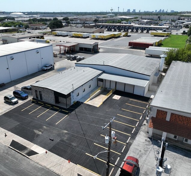 Primary Photo Of 1003 Paulsun Dr, San Antonio Warehouse For Sale
