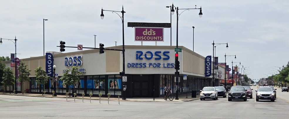 More Photos Of 4817 W Irving Park Rd, Chicago Storefront For Sale