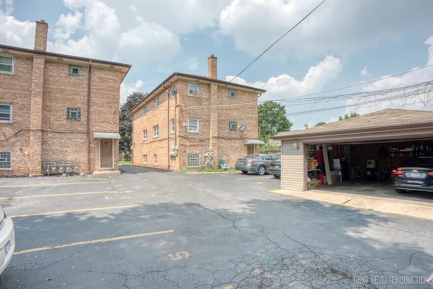 More Photos Of 1617 N 35th Ave, Melrose Park Apartments For Sale