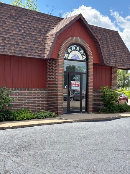 Primary Photo Of 2545 Plover Rd, Plover General Retail For Lease