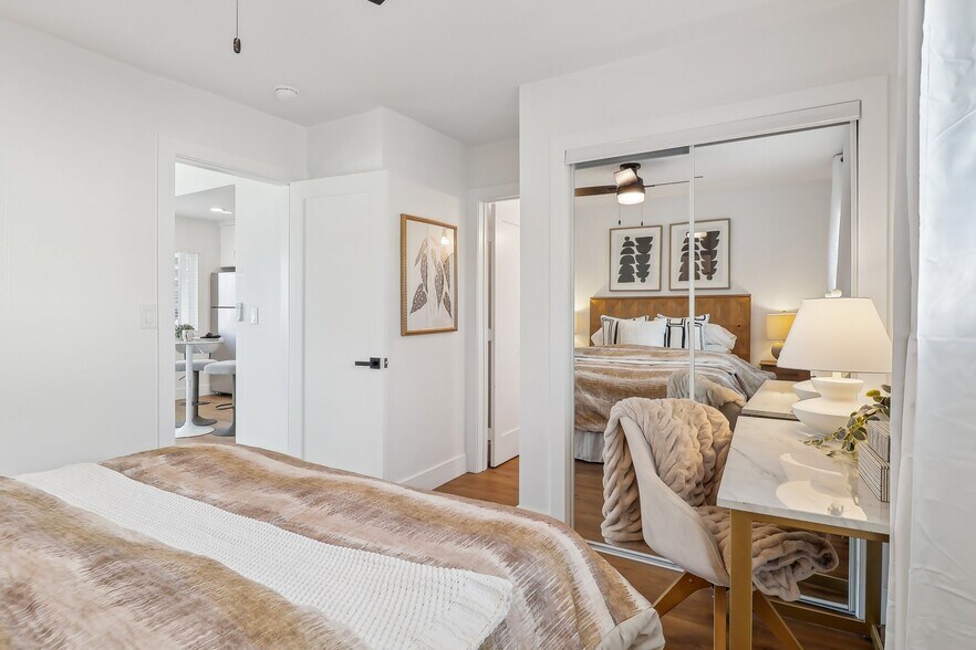 More Photos Of 2520 E St, San Diego Apartments For Sale