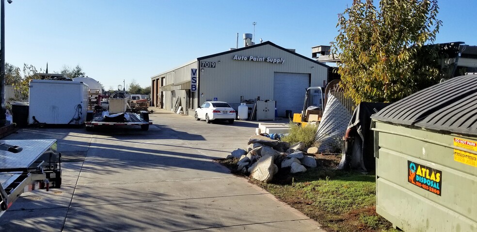 Primary Photo Of 7019 32nd St, North Highlands Warehouse For Sale