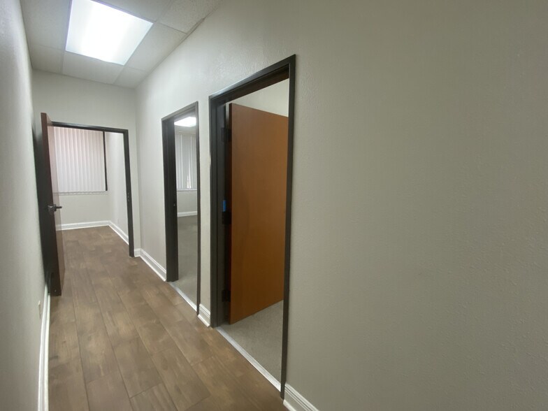 More Photos Of 10935 Wurzbach Rd, San Antonio Office For Lease