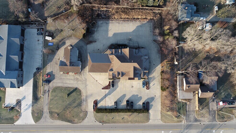 More Photos Of 41412 N Route 83, Antioch Office For Sale