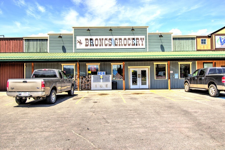 More Photos Of 16600-16640 Beckwith St, Frenchtown Storefront Retail Residential For Lease