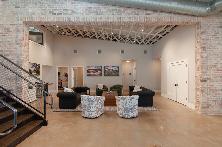 More Photos Of 1645 Greens Prairie Rd W, College Station Office For Sale