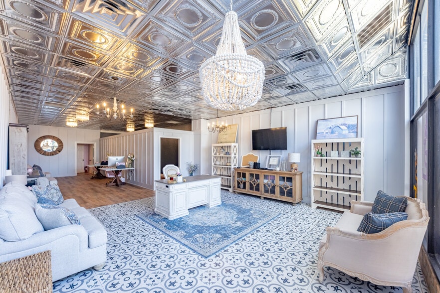 More Photos Of 119 W Gordon St, Thomaston Storefront Retail Office For Sale