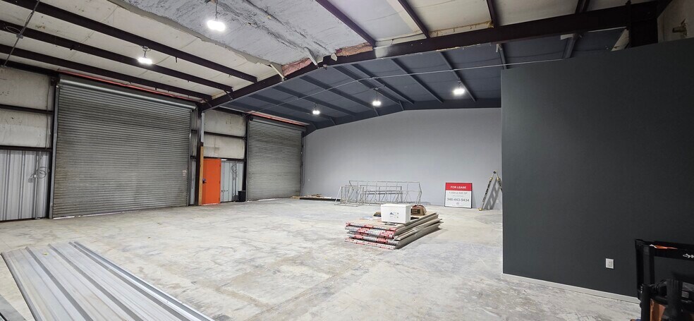 More Photos Of 7301 FM 1488, Magnolia Office For Lease