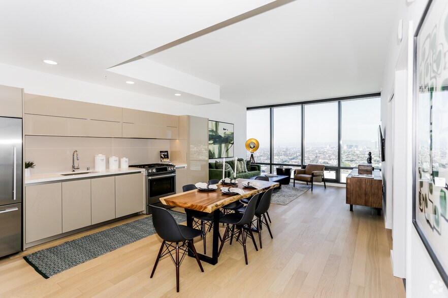 More Photos Of 1200 S Figueroa St, Los Angeles Apartments For Lease