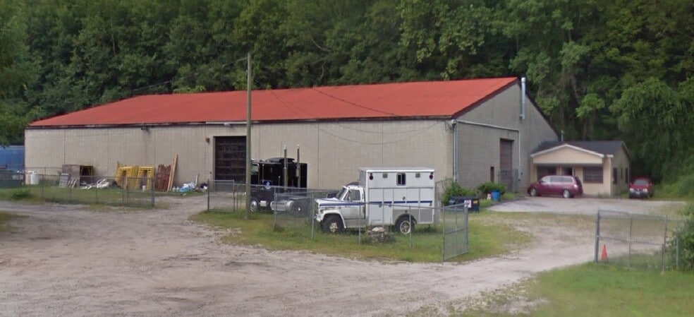 More Photos Of 909 Windham Rd, South Windham Warehouse For Sale