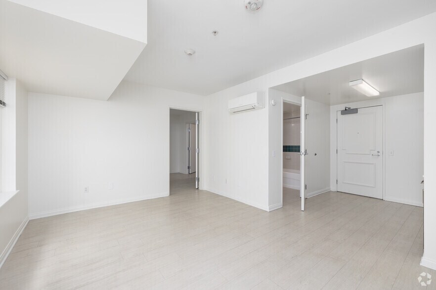 More Photos Of 1311-1313 3rd Street Prom, Santa Monica Apartments For Lease