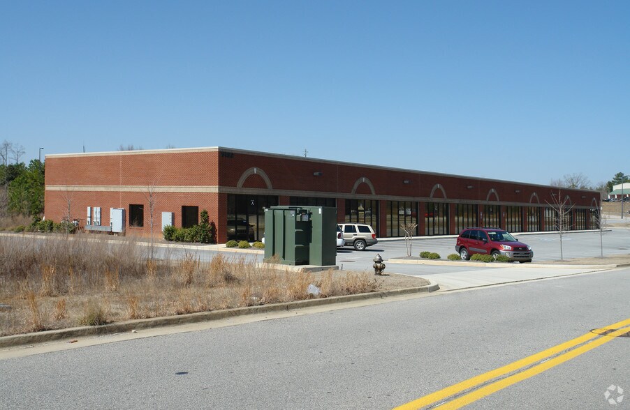 More Photos Of 5152 Bellewood Ct, Buford Warehouse For Lease