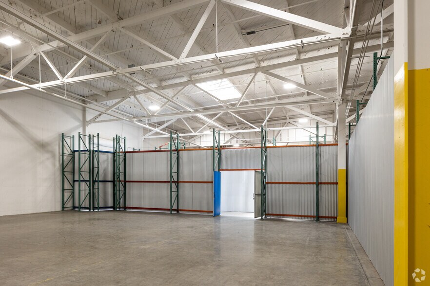 More Photos Of 245 S Spruce Ave, South San Francisco Distribution For Lease