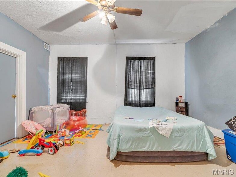 More Photos Of 8035 N Broadway, Saint Louis Daycare Center For Sale