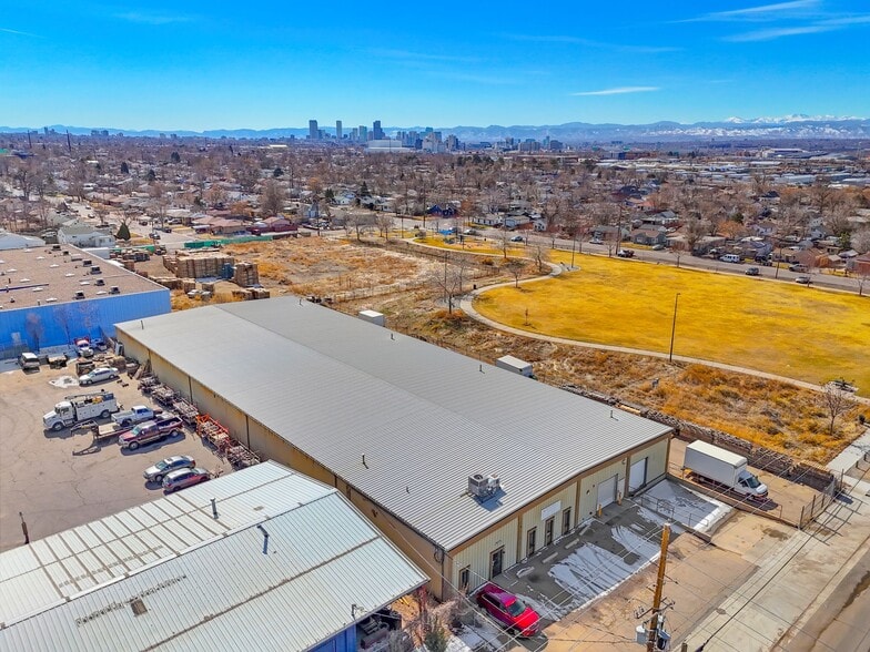 More Photos Of 3220 E 52nd Ave, Denver Warehouse For Sale