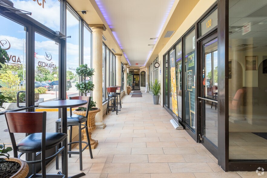 More Photos Of 13530 Michigan Ave, Dearborn Medical For Lease