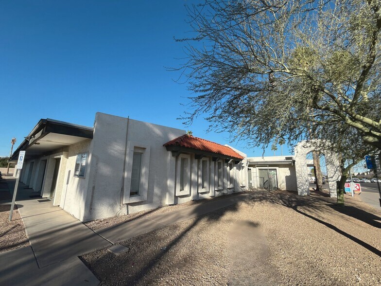 More Photos Of 6730 E McDowell Rd, Scottsdale Office For Sale
