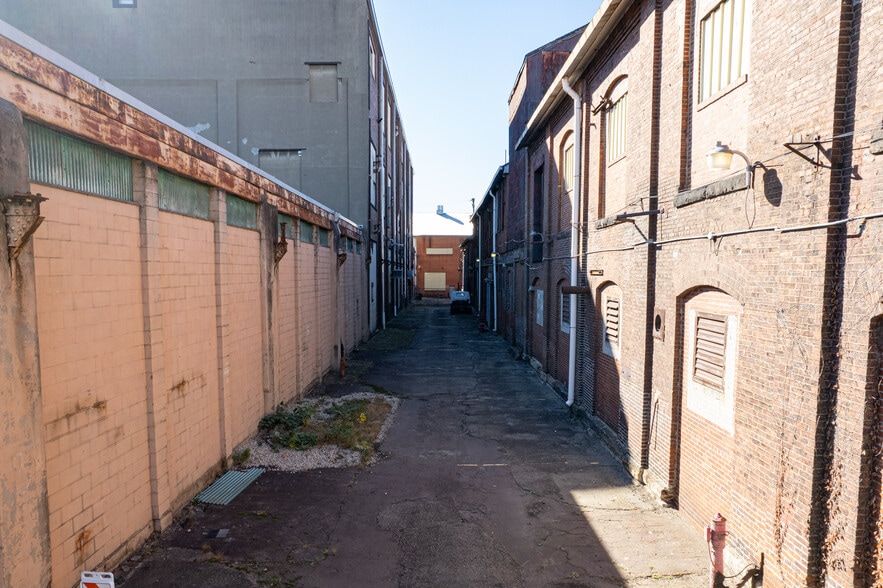 More Photos Of 4925 Harrison St, Pittsburgh Warehouse For Sale