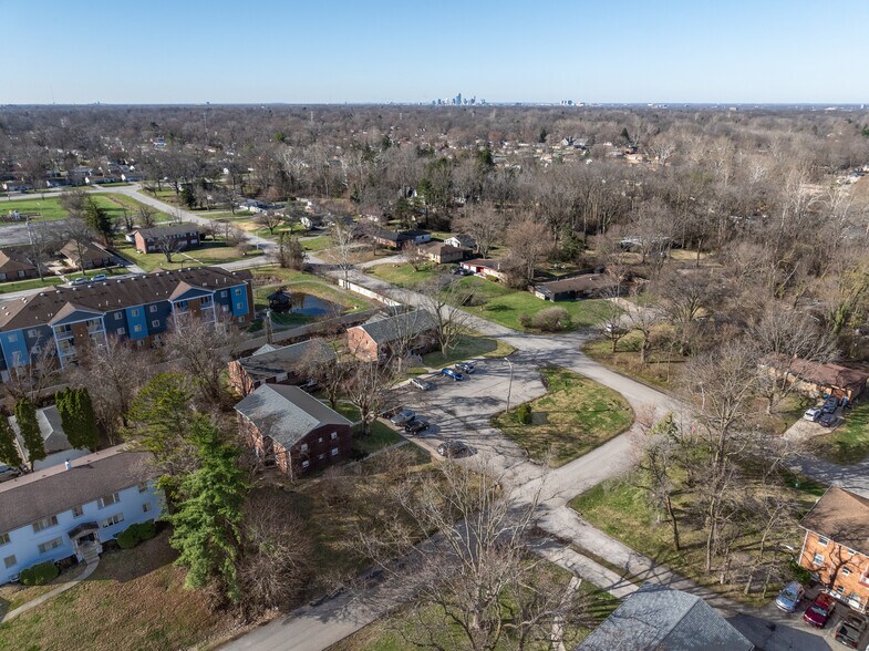 More Photos Of 5918 Devington Rd, Indianapolis Apartments For Sale