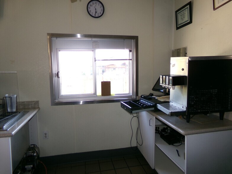 More Photos Of 104 N Main St, Lyman Fast Food For Sale