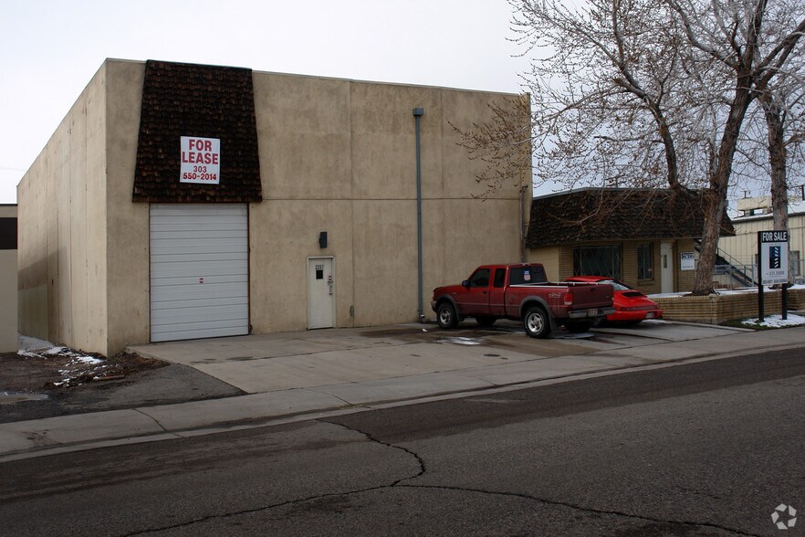 More Photos Of 2255-2275 S Kalamath St, Denver Warehouse For Lease