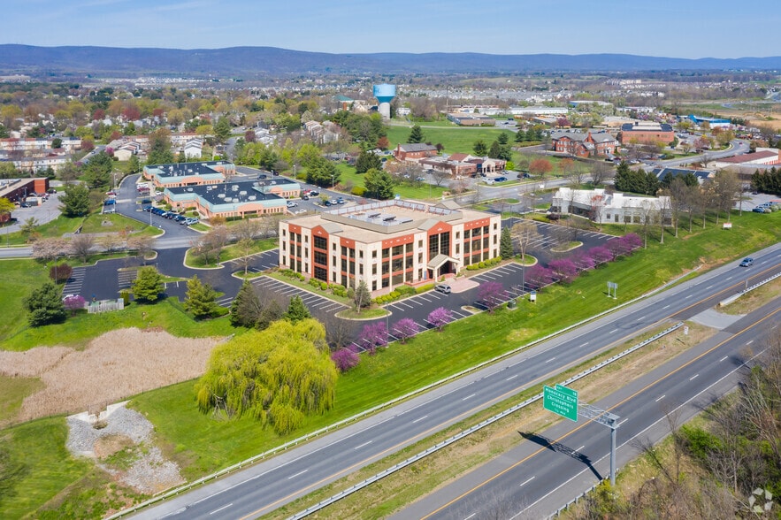 More Photos Of 64 Thomas Johnson Dr, Frederick Office For Lease