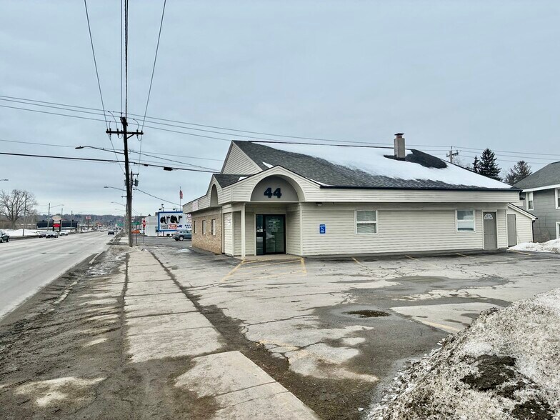 Primary Photo Of 44 Oriskany Blvd, Yorkville Medical For Lease