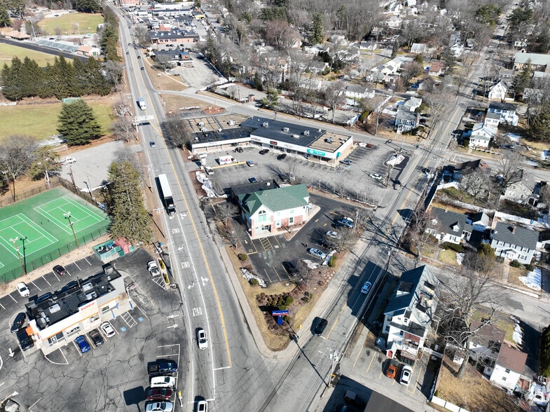 More Photos Of 53 Hooksett Rd, Manchester Storefront For Lease