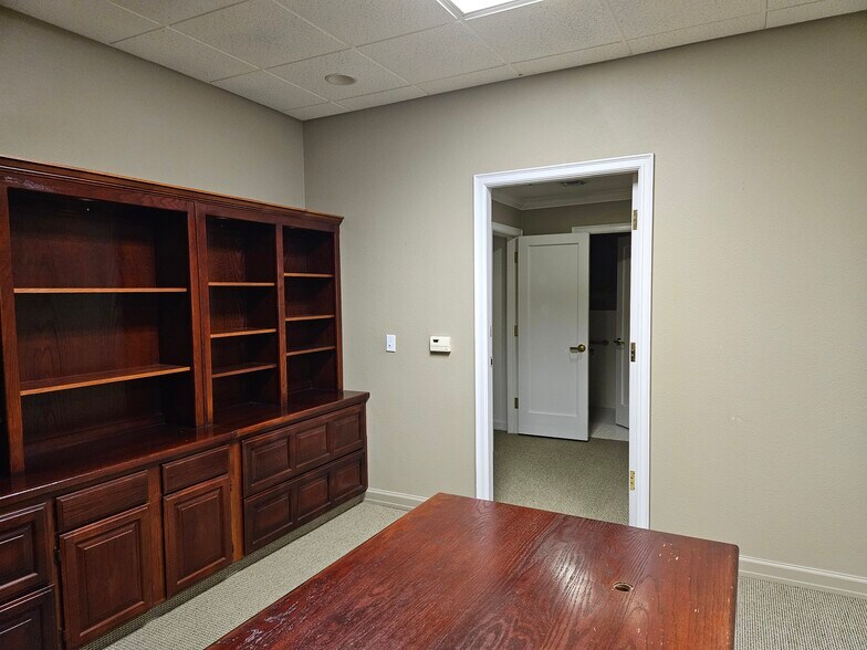 More Photos Of 3501 Tully Rd, Modesto Bank For Sale