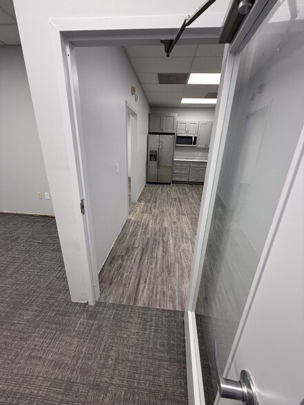 More Photos Of 1384 Remount Rd, Charleston Manufacturing For Lease