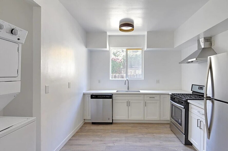 More Photos Of 957 Vendome St, Los Angeles Apartments For Sale