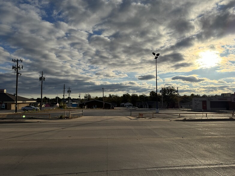 Primary Photo Of 2613 N Kickapoo Ave, Shawnee Land For Sale