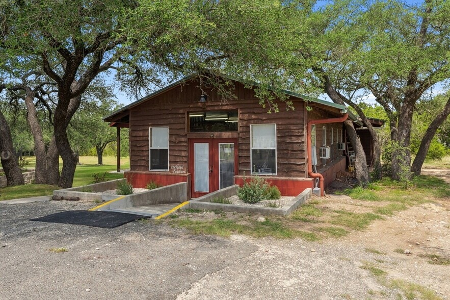 More Photos Of 4032 Ranch Road 3232, Johnson City Hotel For Sale
