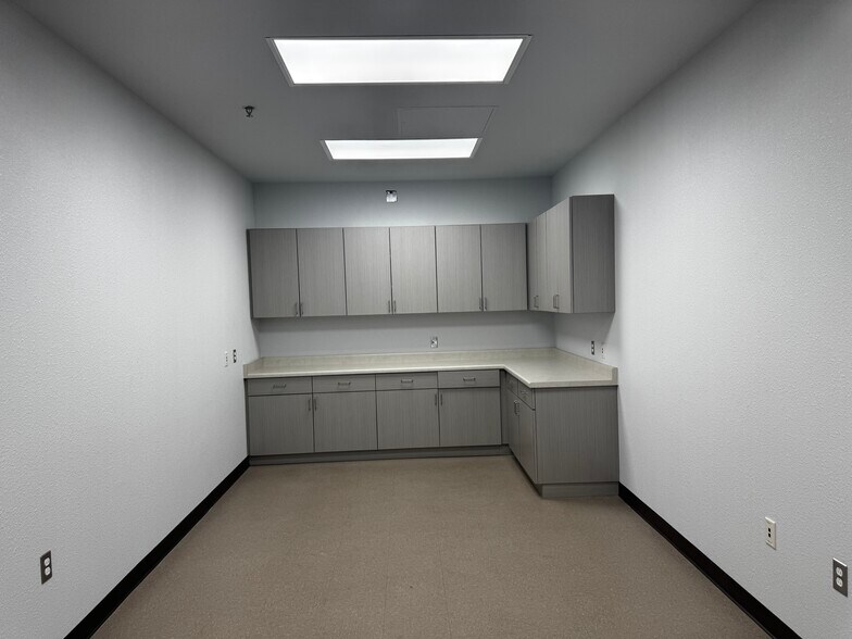 More Photos Of 4701 Avenida Divisadero, Santa Teresa Office For Lease
