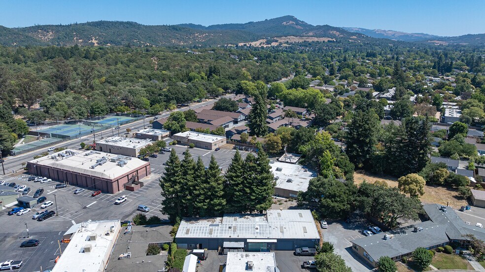 More Photos Of 4036 Montgomery Dr, Santa Rosa Warehouse For Lease