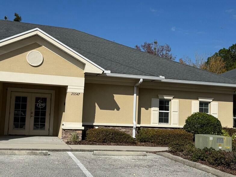 Primary Photo Of 20545-20547 Amberfield Dr, Land O' Lakes Office For Lease