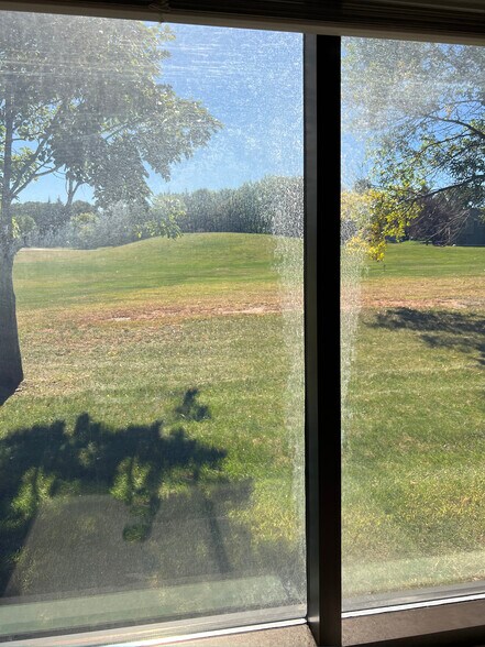 More Photos Of 3161 NW Northdale Blvd, Minneapolis Office For Lease