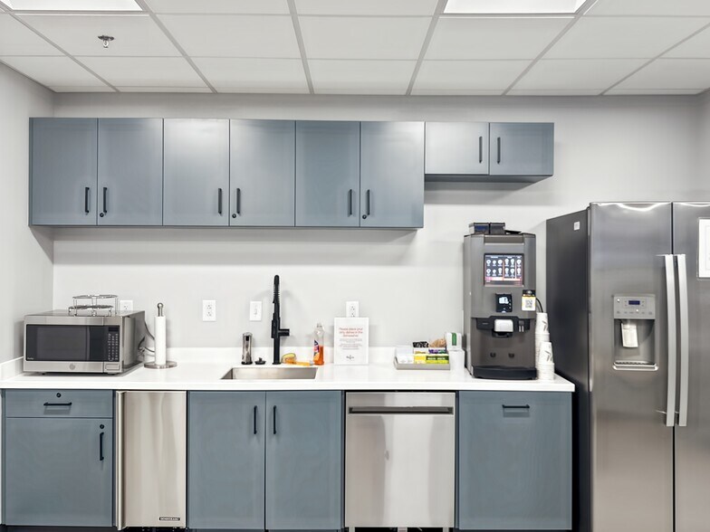 More Photos Of 2 Constitution Dr, Virginia Beach Coworking Space