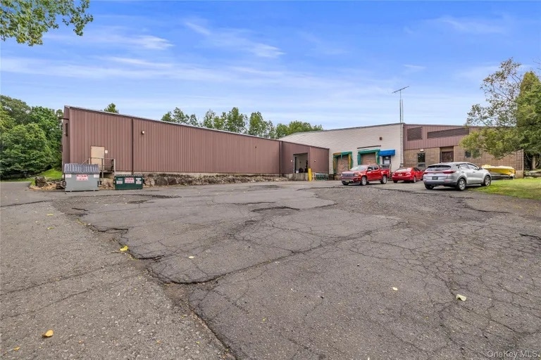 More Photos Of 380 NY-210, Stony Point Warehouse For Lease