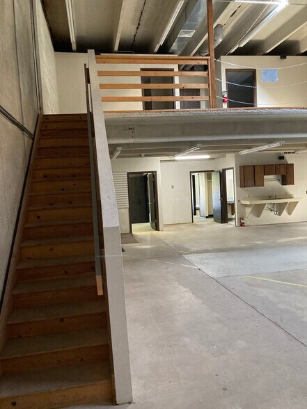 More Photos Of 4740 Forge Rd, Colorado Springs Warehouse For Lease