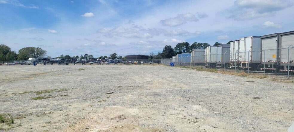 More Photos Of 510 Johnson Rd, Charlotte Land For Lease