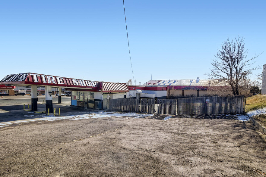 More Photos Of 404 S Circle Dr, Colorado Springs Auto Repair For Sale