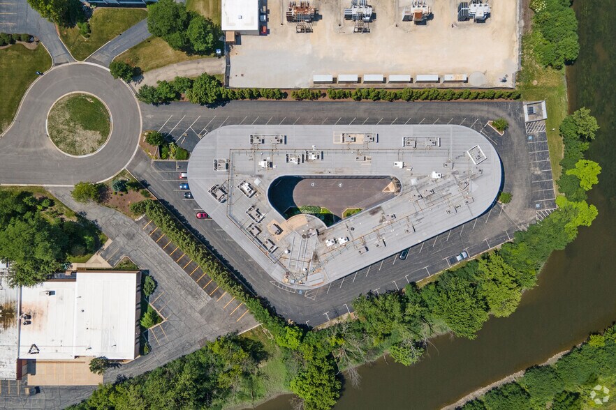 More Photos Of 600 Enterprise Dr, Oak Brook Medical For Lease