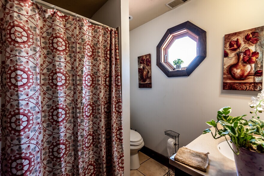 More Photos Of 5527 Oregonia Rd, Oregonia Restaurant For Sale