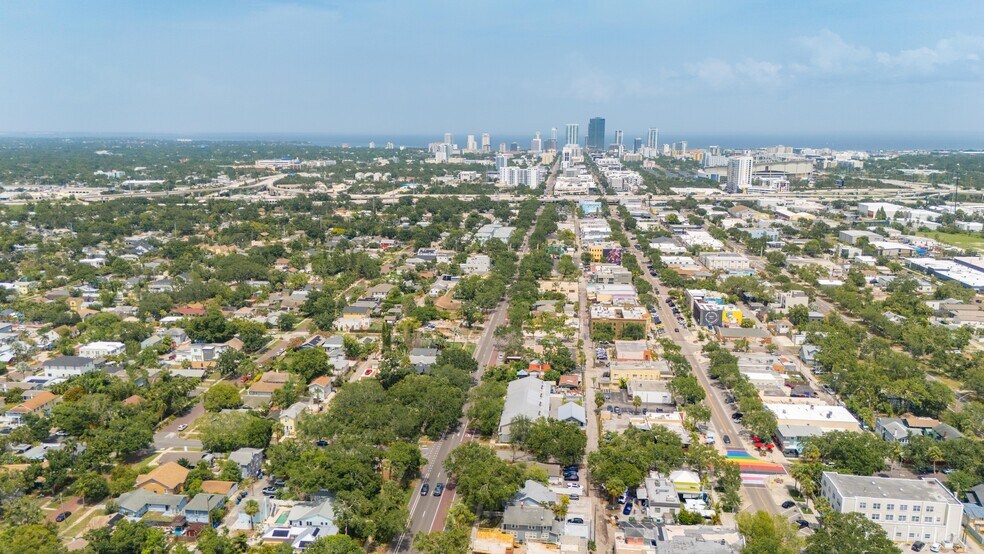 More Photos Of 579 27th St S, Saint Petersburg Light Manufacturing For Sale