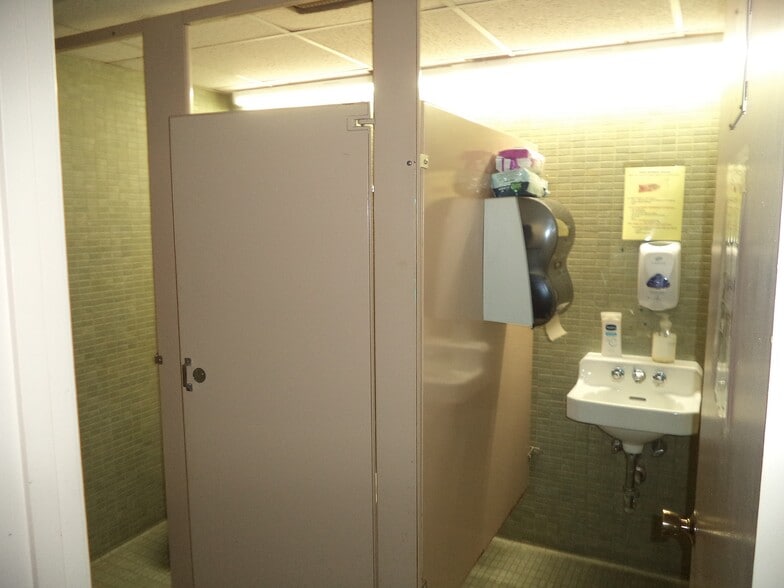 More Photos Of 25 Library St, Hudson Religious Facility For Sale