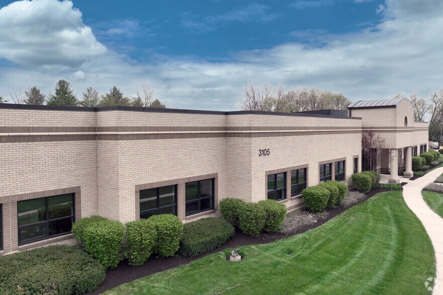 More Photos Of 3021 E 98th St, Indianapolis Unknown For Lease